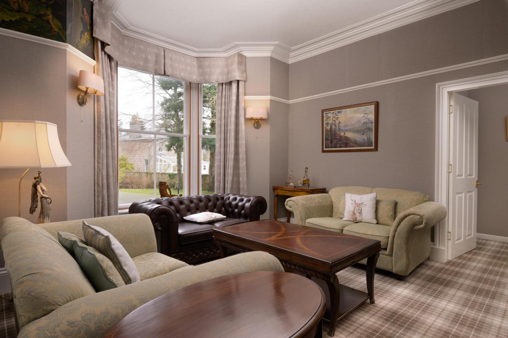 No 45, Ballater Exterior photo