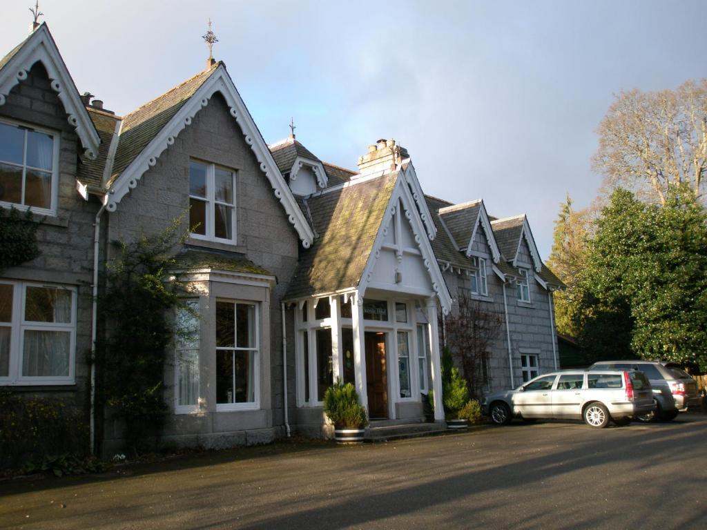 No 45, Ballater Hotel Exterior photo